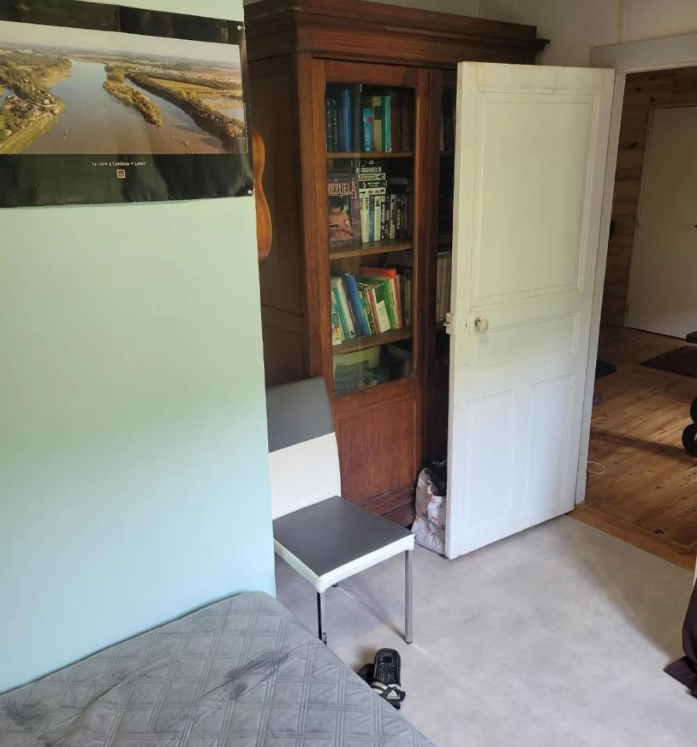 Chambre Chez L'Habitant Livinhac-le-Haut منزل للإقامة